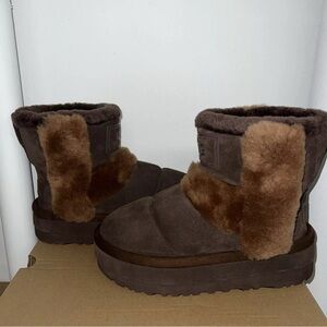 UGG CHILLAPEAK MINI
